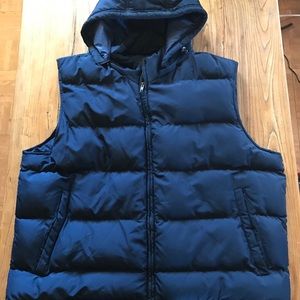 St. John’s Bay puffy vest with hoodie